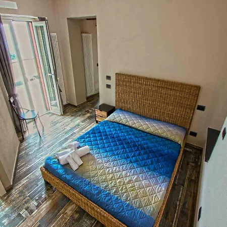 Oltremare Gæstehus Lavagna