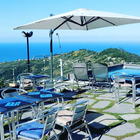 ゲストハウス Oltremare ラヴァーニャ